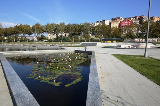 Beyoğlu Nilüfer Parkı