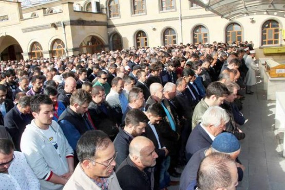 İdris Şahin'in Babası, Arif Şahin'in Cenaze Fotoları