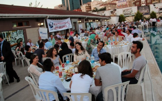 ÇANDEF ve Çankırı Vakfı İftarda Çankırılıları Buluşturdu