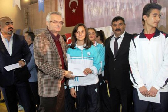 Çankırı'da Başarılı Sporculara ödül verildi