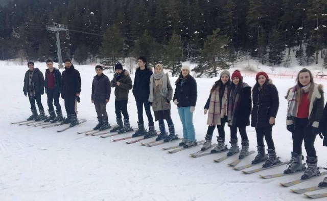 Çankırı Eğitim Kültür Vakfı, Bursiyerleri, Ilgaz Kayak Merkezi gezisi 2017