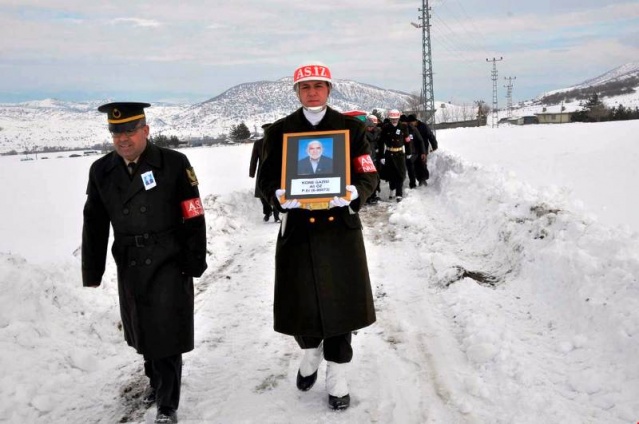 Kore Gazisi Ali Öz Son Yolculuğuna Çankırı'da Uğurlandı