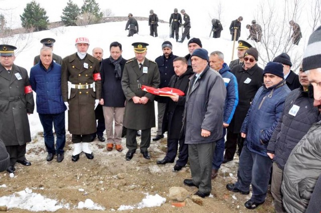 Kore Gazisi Ali Öz Son Yolculuğuna Çankırı'da Uğurlandı