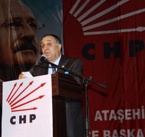 chp-Atasehir-2-olgan-kongre- Mahmut- Altinkaynak