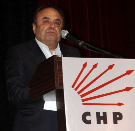 chp-Atasehir-2-olgan-kongre- Mahmut- Altinkaynak