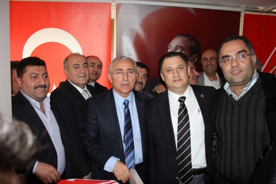 CHP ATAŞEHİR İLÇE GÖREV TESLİM TÖRENİ