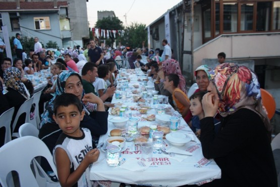 DKY İnşaat, Ataşehir Belediyesi, Yenisahra İftarı 2014