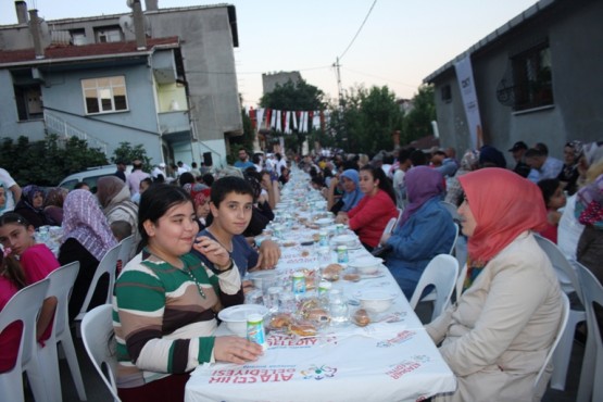 DKY İnşaat, Ataşehir Belediyesi, Yenisahra İftarı 2014