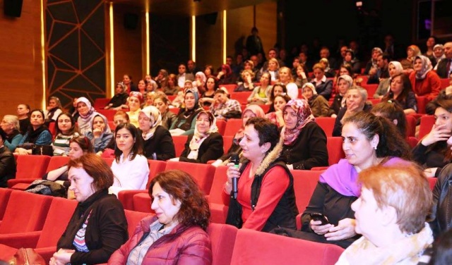 8 Mart Kadınlar Günü Paneli 2017, Gamze Akkuş İlgezdi,