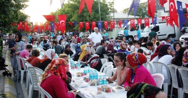 İBB, Ak Parti Ataşehir Yenisahra ve Barbaros Mahallesi Sokak İftarı 2017