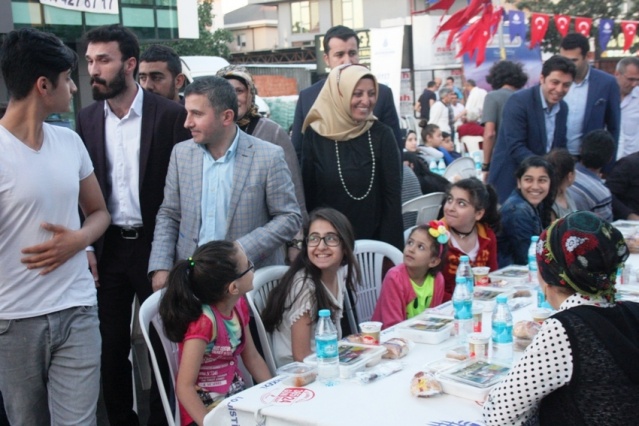 İBB, Ak Parti Ataşehir Yenisahra ve Barbaros Mahallesi Sokak İftarı 2017