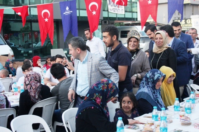 İBB, Ak Parti Ataşehir Yenisahra ve Barbaros Mahallesi Sokak İftarı 2017