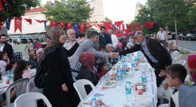 İBB, Ak Parti Ataşehir Yenisahra ve Barbaros Mahallesi Sokak İftarı 2017