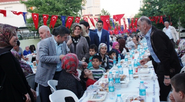 İBB, Ak Parti Ataşehir Yenisahra ve Barbaros Mahallesi Sokak İftarı 2017