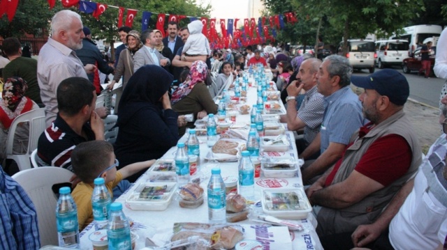 İBB, Ak Parti Ataşehir Yenisahra ve Barbaros Mahallesi Sokak İftarı 2017