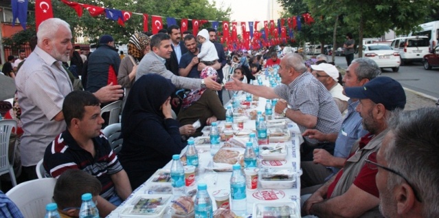 İBB, Ak Parti Ataşehir Yenisahra ve Barbaros Mahallesi Sokak İftarı 2017