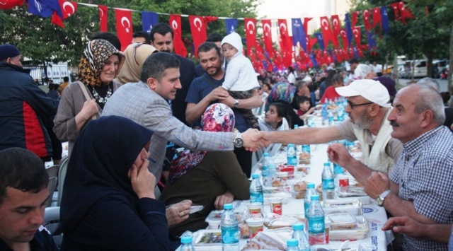 İBB, Ak Parti Ataşehir Yenisahra ve Barbaros Mahallesi Sokak İftarı 2017