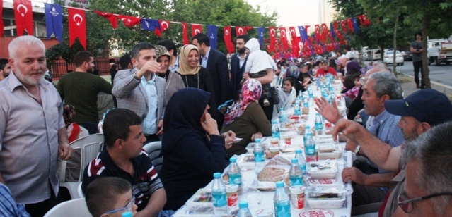 İBB, Ak Parti Ataşehir Yenisahra ve Barbaros Mahallesi Sokak İftarı 2017