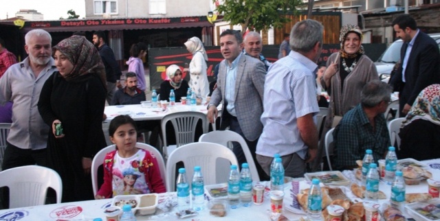 İBB, Ak Parti Ataşehir Yenisahra ve Barbaros Mahallesi Sokak İftarı 2017