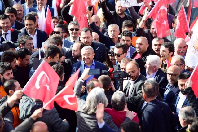 Ak Parti Ataşehir Belediye Başkan Adayı İsmail Erdem. Yenisahra Barbaros Sevgi Yürüyüşü 2019