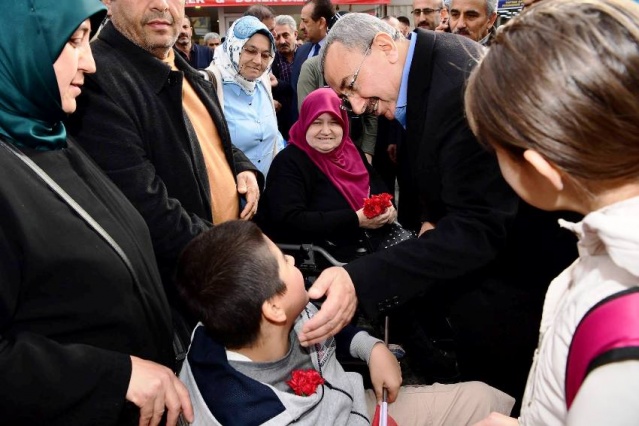 Ak Parti Ataşehir Belediye Başkan Adayı İsmail Erdem. Yenisahra Barbaros Sevgi Yürüyüşü 2019