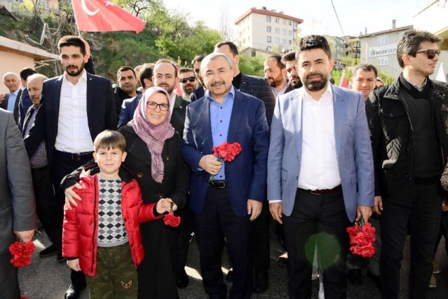 Ak Parti Ataşehir Belediye Başkan Adayı İsmail Erdem. Yenisahra Barbaros Sevgi Yürüyüşü 2019