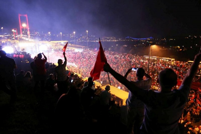 İstanbul Bogaziçi Köprüsü, Darbe girişimi Protesto Yürüyüşü 2016