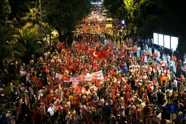 İstanbul Bogaziçi Köprüsü, Darbe girişimi Protesto Yürüyüşü 2016