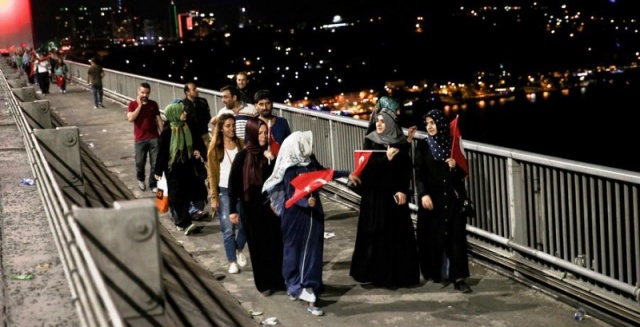 İstanbul Bogaziçi Köprüsü, Darbe girişimi Protesto Yürüyüşü 2016