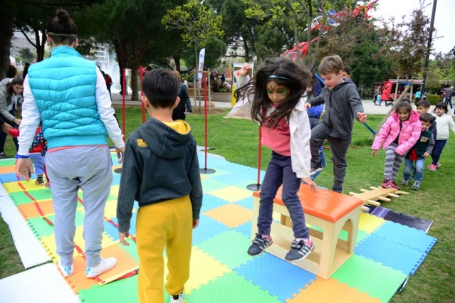 Kadıköy 23 Nisan Ulusal Egemenlik Çocuk Bayramı Etkinlikleri 2017