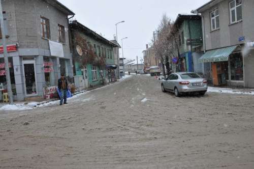 KURŞUNLU KIŞ MANZARALARI