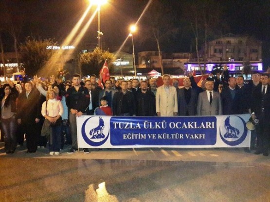 MHP Tuzla. Bayrağa Saygı Yürüyüşü