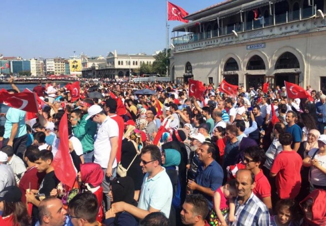 Yenikapı Demokrasi ve Şehitler Mitingi fotoları 2016