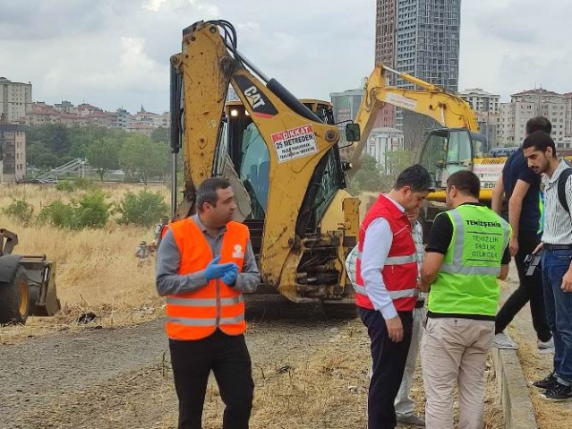 ATAŞEHİR BELEDİYE BAŞKANI ONURSAL ADIGÜZEL'İN 100 GÜNLÜK HİZMET KARNESİ