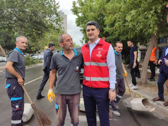 ATAŞEHİR BELEDİYE BAŞKANI ONURSAL ADIGÜZEL'İN 100 GÜNLÜK HİZMET KARNESİ