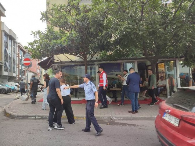 TEMİZLİK VE BAKIM ÇALIŞMALARININ YENİ DURAĞI BARBAROS MAHALLESİ OLDU