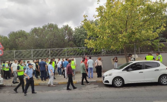 TEMİZLİK VE BAKIM ÇALIŞMALARININ YENİ DURAĞI BARBAROS MAHALLESİ OLDU