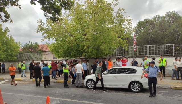 TEMİZLİK VE BAKIM ÇALIŞMALARININ YENİ DURAĞI BARBAROS MAHALLESİ OLDU