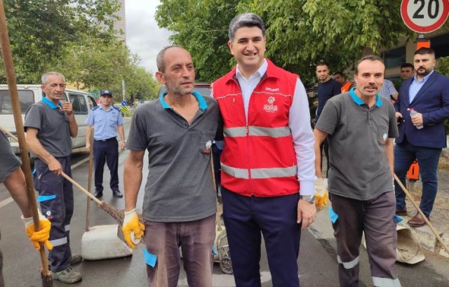 ATAŞEHİR BELEDİYE BAŞKANI ONURSAL ADIGÜZEL'İN 100 GÜNLÜK HİZMET KARNESİ