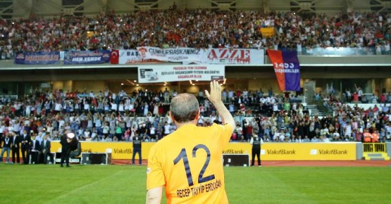 Recep Tayyip Erdoğan, Fatih Terim Stat Açılışı 2014Recep Tayyip Erdoğan, Fatih Terim Stat Açılışı 2014