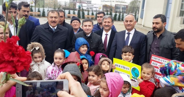 Veysel Eroğlu, Ataşehir Fidan Dağıtım ve Referandum Etkinliği 2017