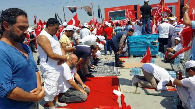 Yenikapı Demokrasi ve Şehitler Mitingi fotoları 2016