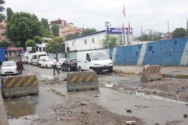 Ataşehir, Yenisahra, Ali Fuat Cebesoy Köprüsü Sel Baskını Fotoları 18 Temmuz 2017