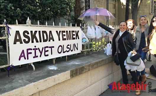 ASKIDA YEMEK VAR!