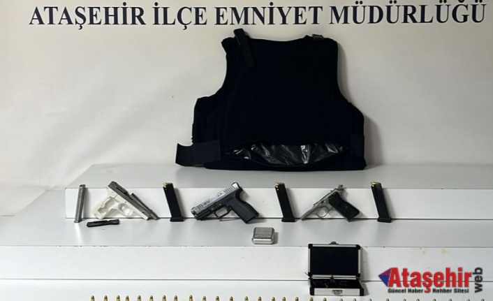 Ataşehir’de kaçak silah imalatı yapılan adreste top mermisi bulundu.