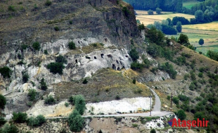 İndağı Kaya Mezarları - Ilgaz - Çankırı