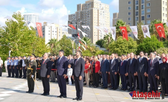 ATAŞEHİR’DE 30 AĞUSTOS ZAFER BAYRAMI TÖRENLE ANILDI