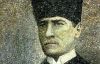 Çakıl taşları ve kumdan Atatürk portreleri