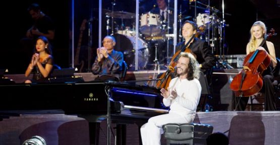 Yanni’den Ülker Sports Arena’da harika konser