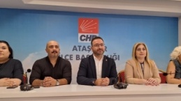 CHP,  Cumhuriyet Halk Partisi Ataşehir İlçe Başkanlığı,  eğitim sistemi ile ilgili basın açıklaması yaptı